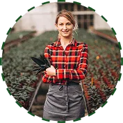 Meet the People Behind  the Fields - 世界杯赛果